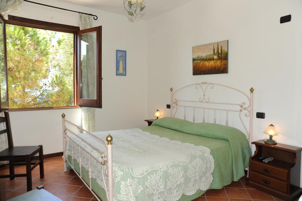 Agriturismo La Focazza Villa Ascea Habitación foto